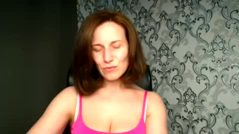 Snapshot of shannen_sweet chatting on June 12, 11:20 am Shannen online show from June 12, 11:20 am