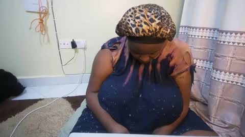 shanny_123 online show from November 12, 1:17 am