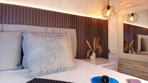 SHANON online show from December 21, 11:06 am