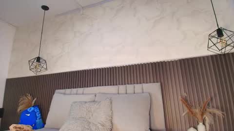 SHANON online show from February 21, 11:00 am