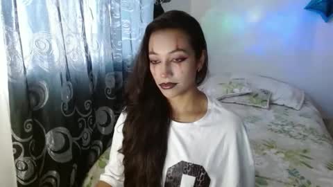 Snapshot of shantal_d03 chatting on October 14, 9:04 pm shantal_d03 online show from October 14, 9:04 pm