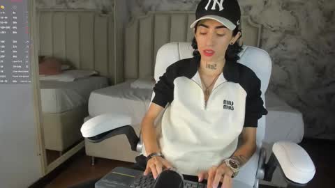 Shantal online show from November 25, 3:50 am