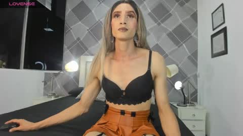 Snapshot of shantala_nastasiia chatting on June 2, 12:56 am shantala nastasiia online show from June 2, 12:56 am