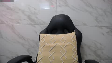Snapshot of shantalakrishaa chatting on May 26, 6:37 pm shantalakrishaa online show from May 26, 6:37 pm