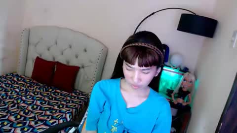 Snapshot of shantalfoxxy chatting on November 7, 6:35 am SHANTA FOX s online show from November 7, 6:35 am