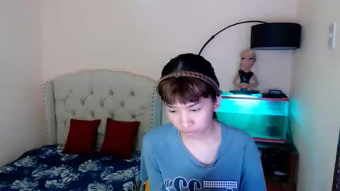 SHANTA FOX  s online show from February 22, 1:29 am