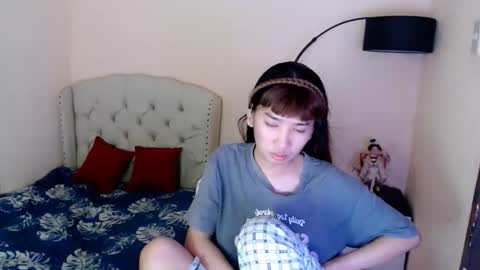 Snapshot of shantalfoxxy chatting on May 26, 2:13 pm SHANTA FOX s online show from May 26, 2:13 pm