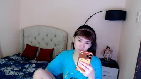 Snapshot of shantalfoxxy chatting on June 20, 12:03 am SHANTA FOX s online show from June 20, 12:03 am