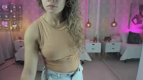 Shantal online show from September 25, 10:52 am