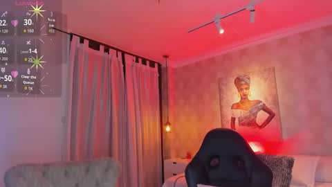 Shantal online show from December 2, 11:15 am