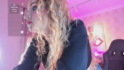 Shantal online show from May 8, 11:04 am