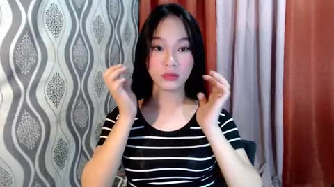 Snapshot of shantel_xx chatting on January 12, 10:23 am Shantel online show from January 12, 10:23 am