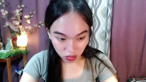 Snapshot of shantel_xx chatting on March 6, 7:54 pm Shantel online show from March 6, 7:54 pm