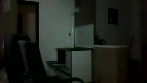 Snapshot of shaomy711 chatting on February 22, 5:57 pm excelo21 online show from February 22, 5:57 pm