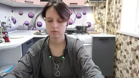 Snapshot of sharleenyodis chatting on June 3, 5:07 pm Sara online show from June 3, 5:07 pm