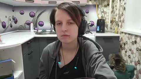 Sara online show from June 25, 5:50 pm