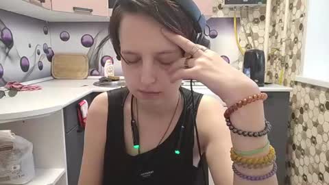 Sara online show from July 20, 5:15 pm