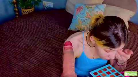 Snapshot of sharli_rose chatting on June 16, 3:25 pm Sharli online show from June 16, 3:25 pm
