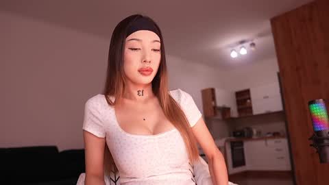 Sharlin  online show from October 29, 12:46 am