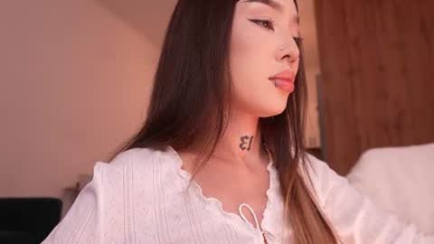 Snapshot of sharlin_13 chatting on July 22, 2:09 pm Sharlin online show from July 22, 2:09 pm
