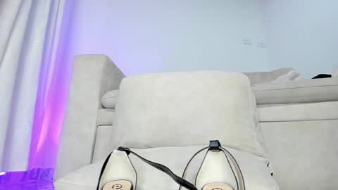 Snapshot of sharlot_harrys chatting on January 13, 6:38 pm Hi fiends ---- I usually start online from Monday to Friday from 1000 am Saturdays and Sundays at 600 am Colombia time online show from January 13, 6:38 pm