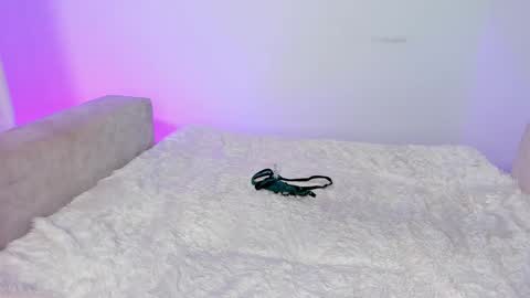 Snapshot of sharlot_harrys chatting on February 5, 6:37 pm Hi fiends ---- I usually start online from Monday to Friday from 1000 am Saturdays and Sundays at 600 am Colombia time online show from February 5, 6:37 pm