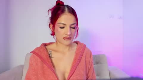 Snapshot of sharlot_harrys chatting on July 11, 9:45 am Hi fiends ---- I usually start online from Monday to Friday from 1000 am Saturdays and Sundays at 600 am Colombia time online show from July 11, 9:45 am