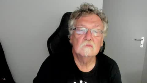 sharlots_pet online show from July 27, 10:22 am