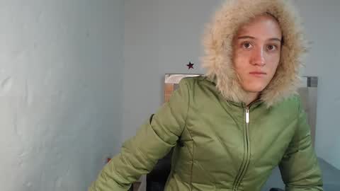 Snapshot of sharlotte__jones chatting on February 10, 2:37 pm Sara online show from February 10, 2:37 pm