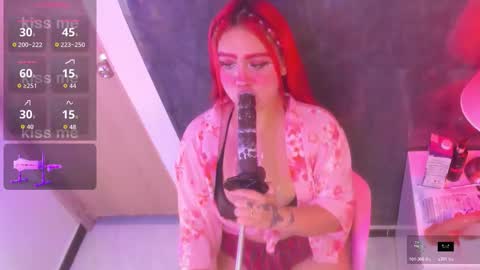 sharlotthe_bigass online show from March 27, 9:36 pm