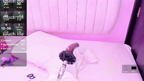 sharlotthe_bigass online show from July 12, 12:23 am