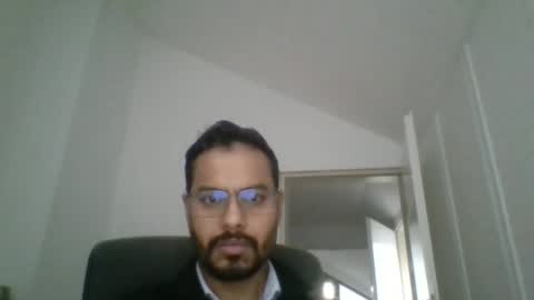 sharmamanxyz online show from November 4, 3:44 pm