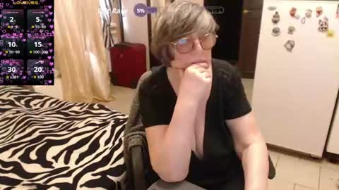 Helena online show from June 26, 1:59 pm