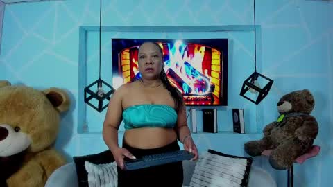 Sharon Noa online show from April 30, 2:34 pm