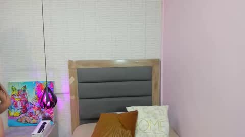 M A G N O  online show from October 20, 1:44 pm