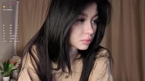 Lily online show from October 19, 6:19 pm