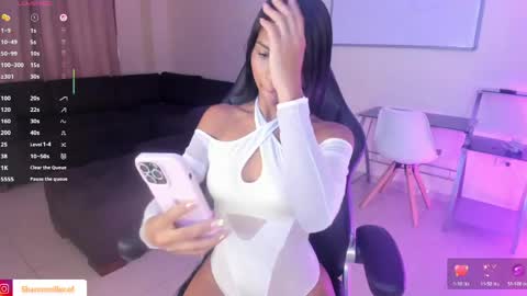 Sharon Independent model online show from April 29, 11:47 am
