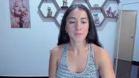 Snapshot of sharonsander1 chatting on November 6, 10:21 pm Sharon online show from November 6, 10:21 pm