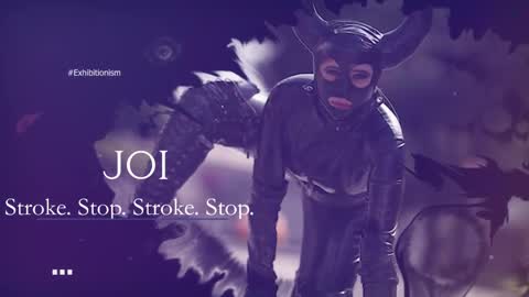 Snapshot of sharoon_gold chatting on May 24, 9:14 am Your mistress Sharon online show from May 24, 9:14 am