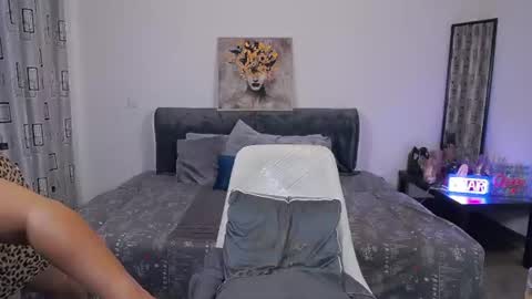 Snapshot of sharronalexa chatting on August 1, 10:03 am sharronalexa online show from August 1, 10:03 am