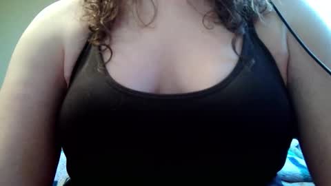 Snapshot of shathara chatting on March 22, 3:59 pm Shay online show from March 22, 3:59 pm