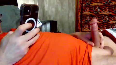 Snapshot of shaun_hatcher31 chatting on June 2, 6:04 am shaun_hatcher31 online show from June 2, 6:04 am