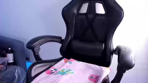 Shauna online show from March 14, 2:17 am