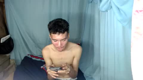 eryx online show from March 12, 3:29 pm