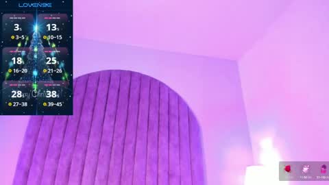 Shayla Davis  online 240 pm - 1000 pm online show from December 17, 1:18 am