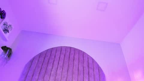 Shayla Davis  online 240 pm - 1000 pm online show from January 10, 1:10 am