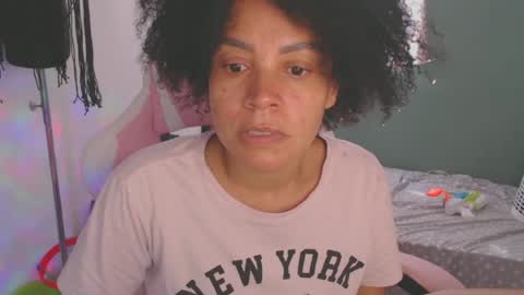 Snapshot of shayna_cute chatting on August 3, 7:28 pm Shayna online show from August 3, 7:28 pm