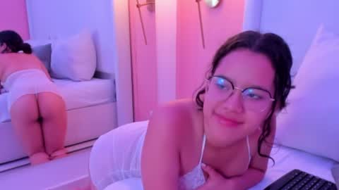 Snapshot of shayra_alina chatting on July 12, 11:12 am shayra_alina online show from July 12, 11:12 am