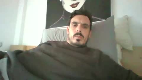 Snapshot of sheakspeare79 chatting on December 5, 4:23 pm sheakspeare79 online show from December 5, 4:23 pm