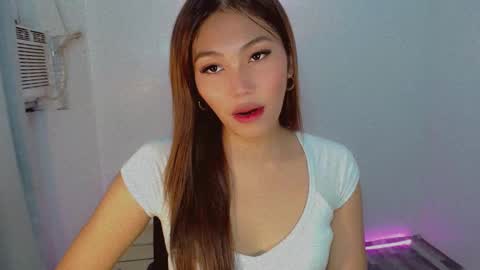 Snapshot of shealana69 chatting on December 3, 8:38 am MY IG Shealana69 online show from December 3, 8:38 am